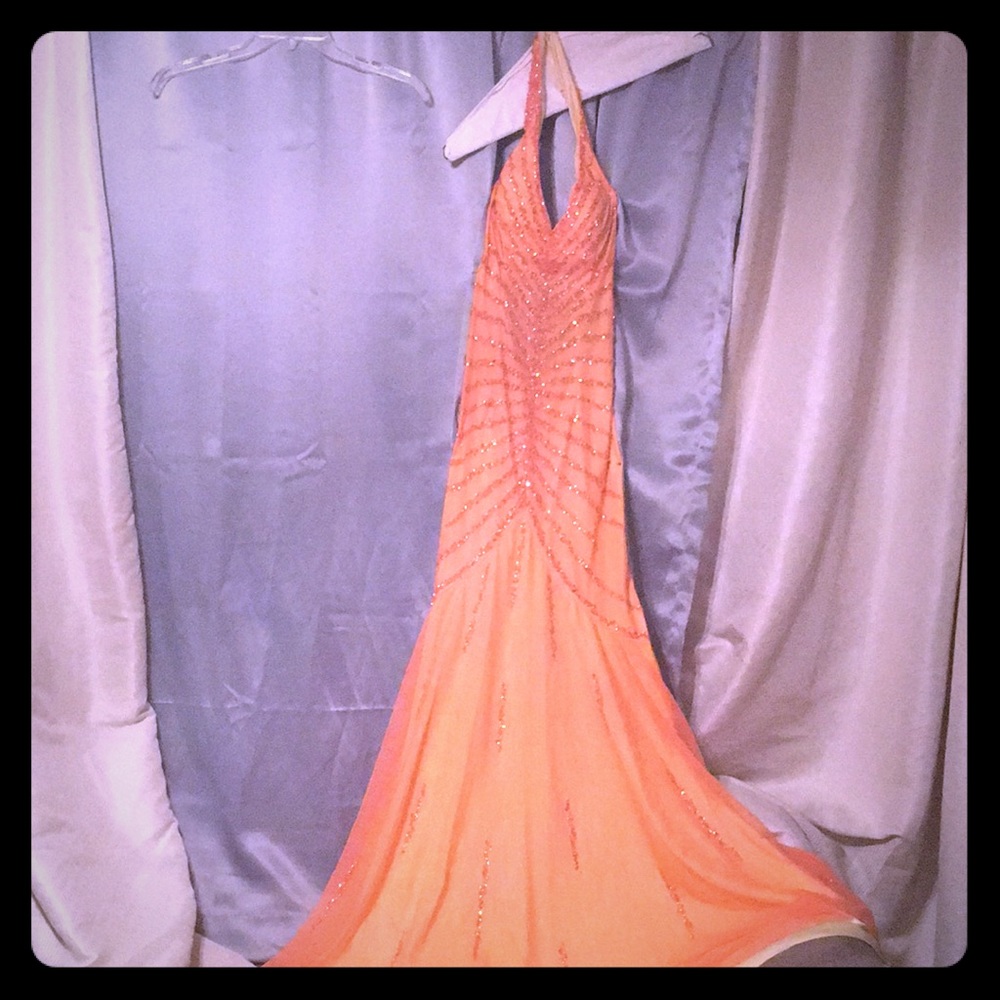 Nice strapless orange Mermaid dress